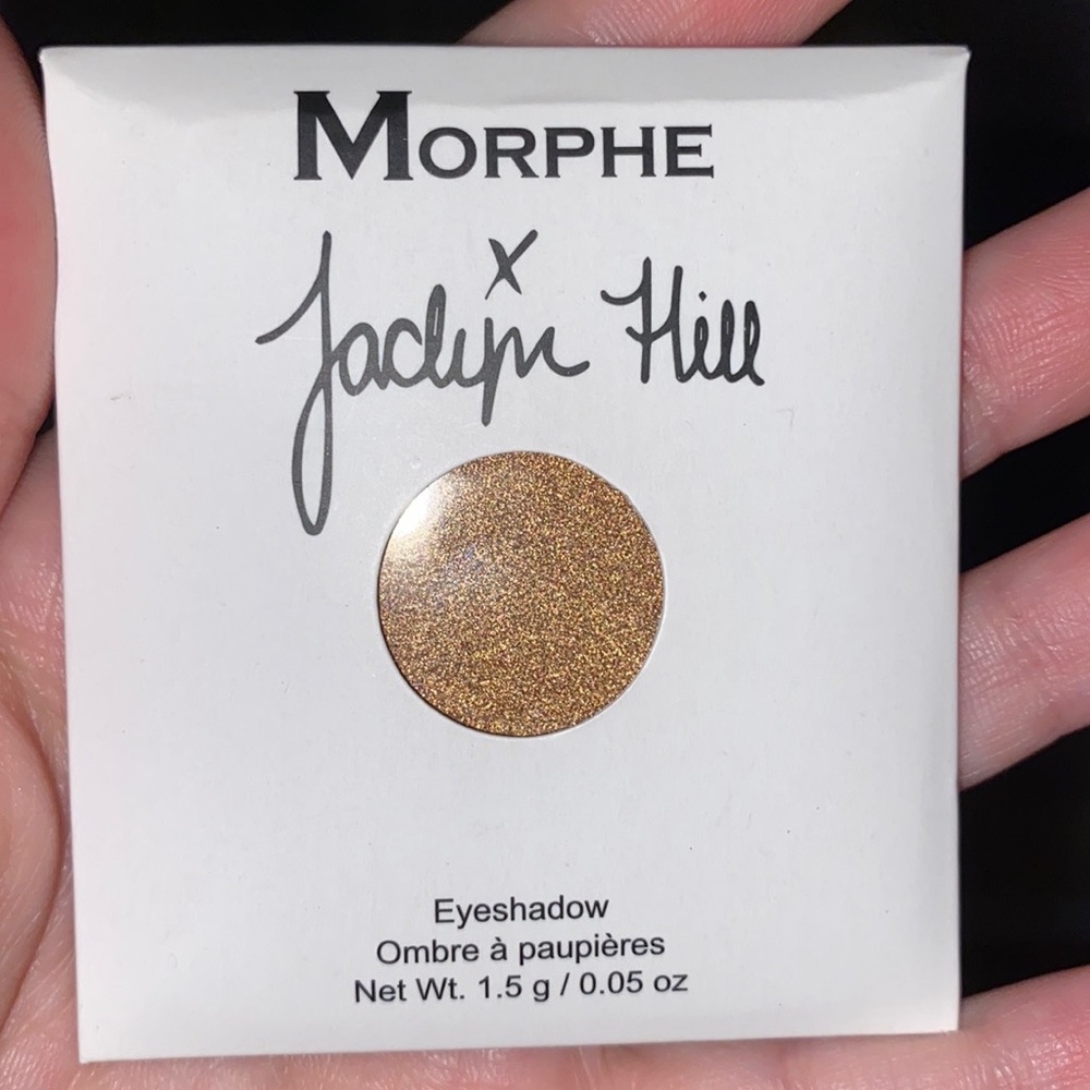 Morphe x Jaclyn Hill eyeshadow in queen
